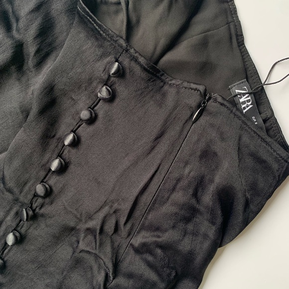 ZARA Satin Effect Mini Skirt with buttons on side | NEVER WORN - Picture 4 of 6